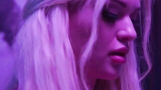 Stewardess London Laurent fucks with a pilot in the bedroom