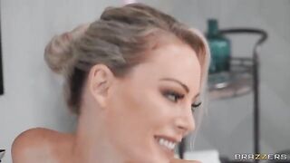 A guy is having his bath with a sexy MILF in the bubble bath