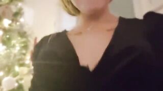 French girl fucks with her boyfriend and makes a creamy pie