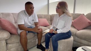 The psychologist charged her patient for the consultation through a unique method
