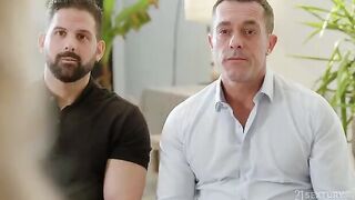 Double penetration sex guarantees anal orgasm for a woman