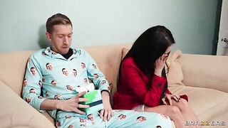 Who said you can't get intimate with your cousin? They didn't zástukali, lower garments, long hair, brunette