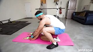 Another way to pump up the body with the help of a hot trainer