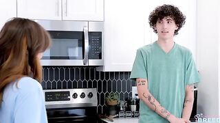 A mom who knows how to surprise with an unexpected encounter