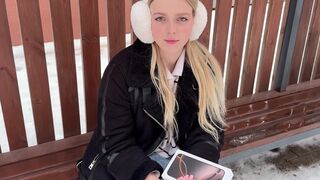 A sexy girl got a new iPhone 16 Pro Max and had sex with a stranger