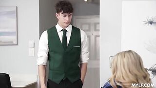 A girl is having sex to forget her mom’s breakup