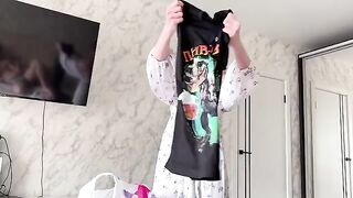 Is it really unpleasant to suck cock for an 18-year-old girl?