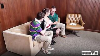 A hot chick got fucked on the couch and came