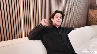 You can't just say no to a pussy like that, it's irresistible