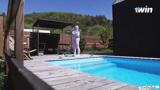 Fitness girl has improved her daily activities thanks to yoga sex