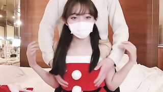 An amateur couple have sex in various poses and reach a powerful climax