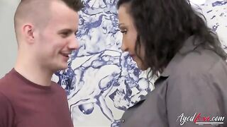 Nicole DuPapillon bouncing on a big cock of Sam Bourne