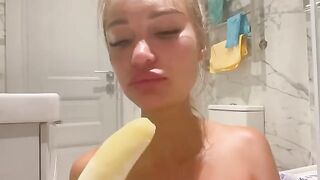 Monika Fox got her asshole stuffed with banana