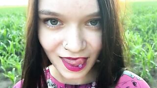 A sexual girl arranged a meeting with her stepbrother in the cornfield