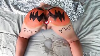 Fella smashed pumpkin on a girl and fucked her hard