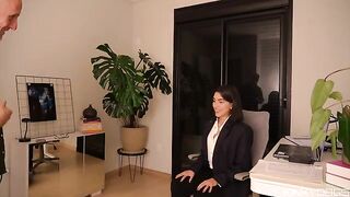 The employee's tongue is useful for her boss