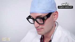 A girl got a medical exam and turned it into a fuck