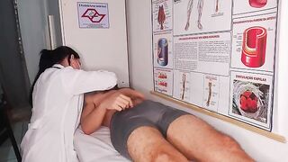 The doctor checks the patient's condition and conducts an oral examination
